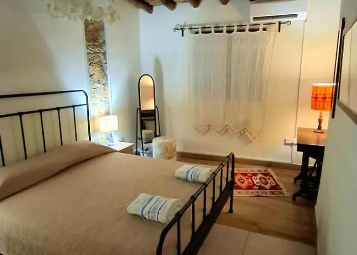 Hébergement de vacances Simona Stone House *