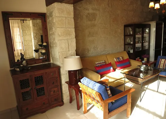 Simona Stone House Hébergement de vacances *